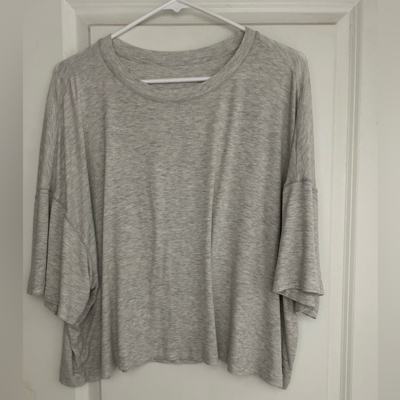 Vuori loose fit ribbed T-shirt - Picture 1 of 3